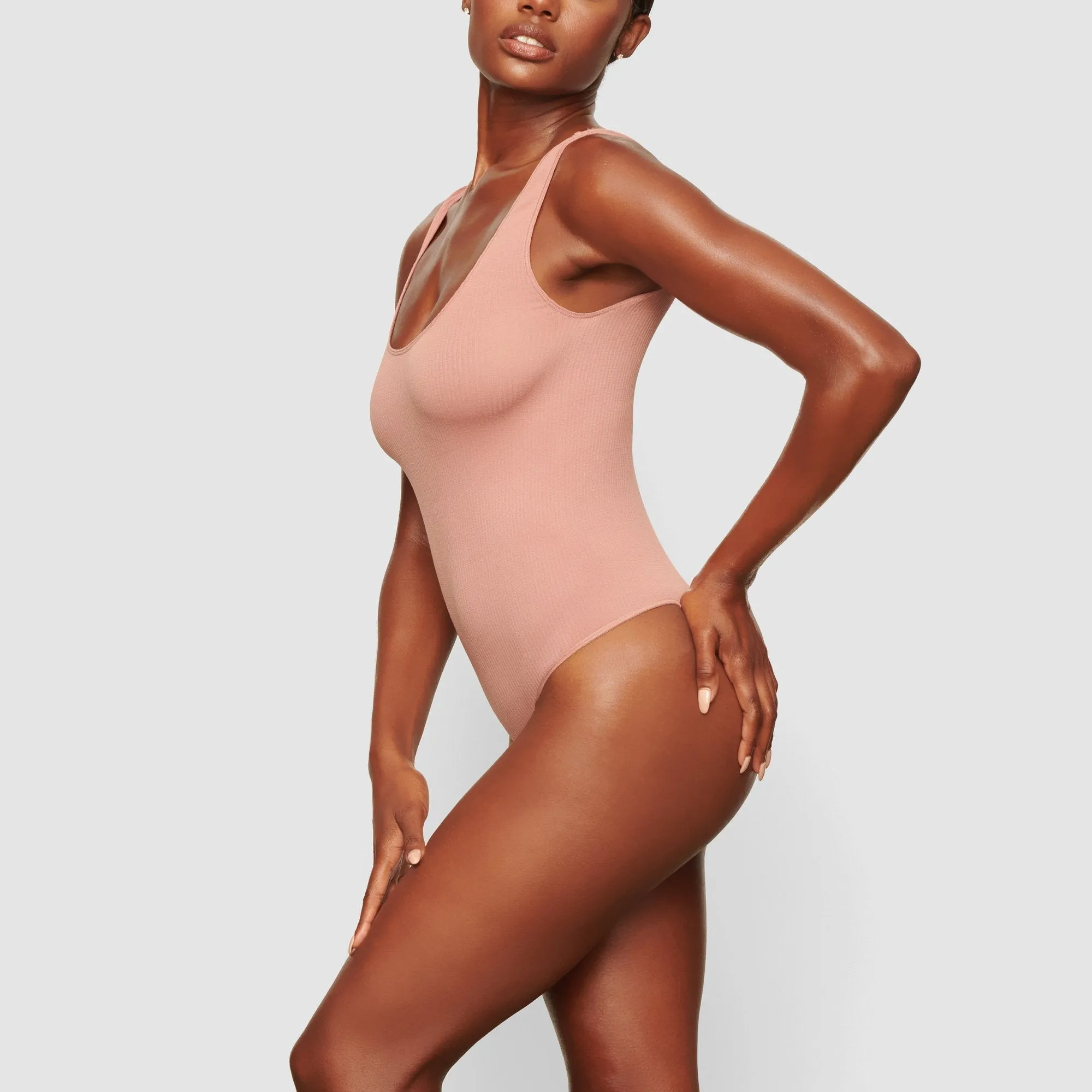 STRETCH RIB SCOOP TANK BODYSUIT | ROSE CLAY